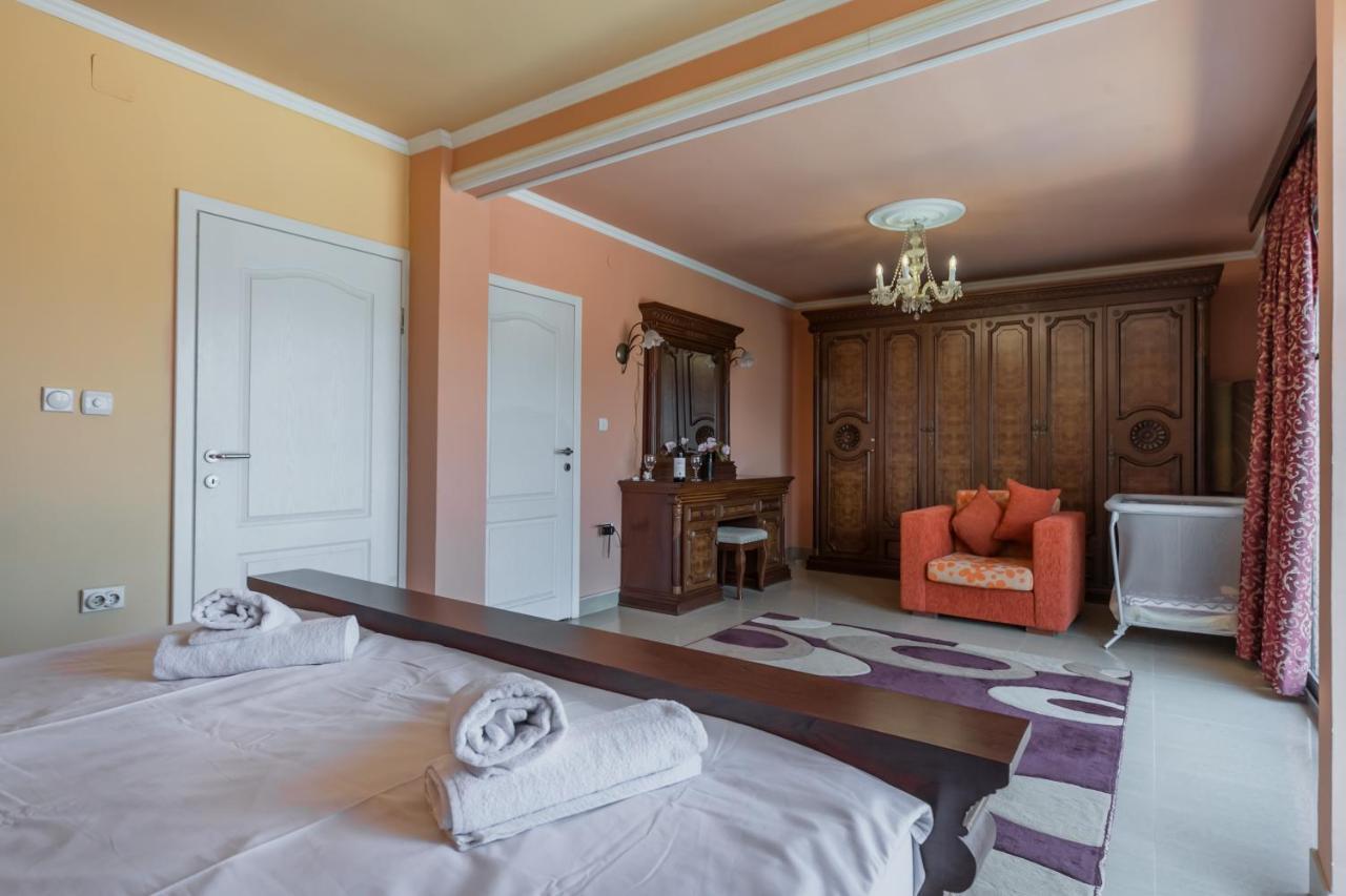 Villa Тиват Екстер'єр фото
